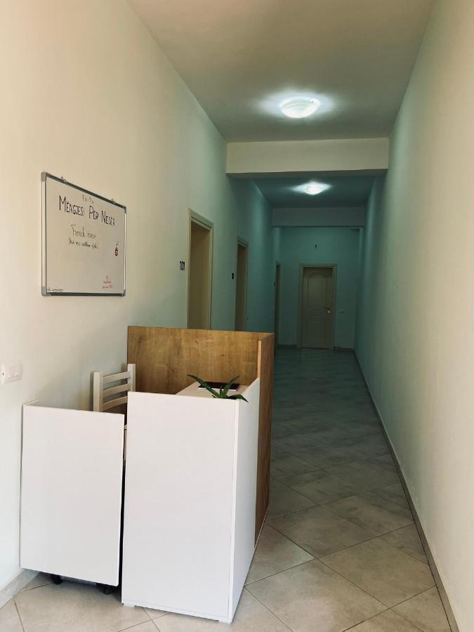 Radhimë Maria Rentals מראה חיצוני תמונה