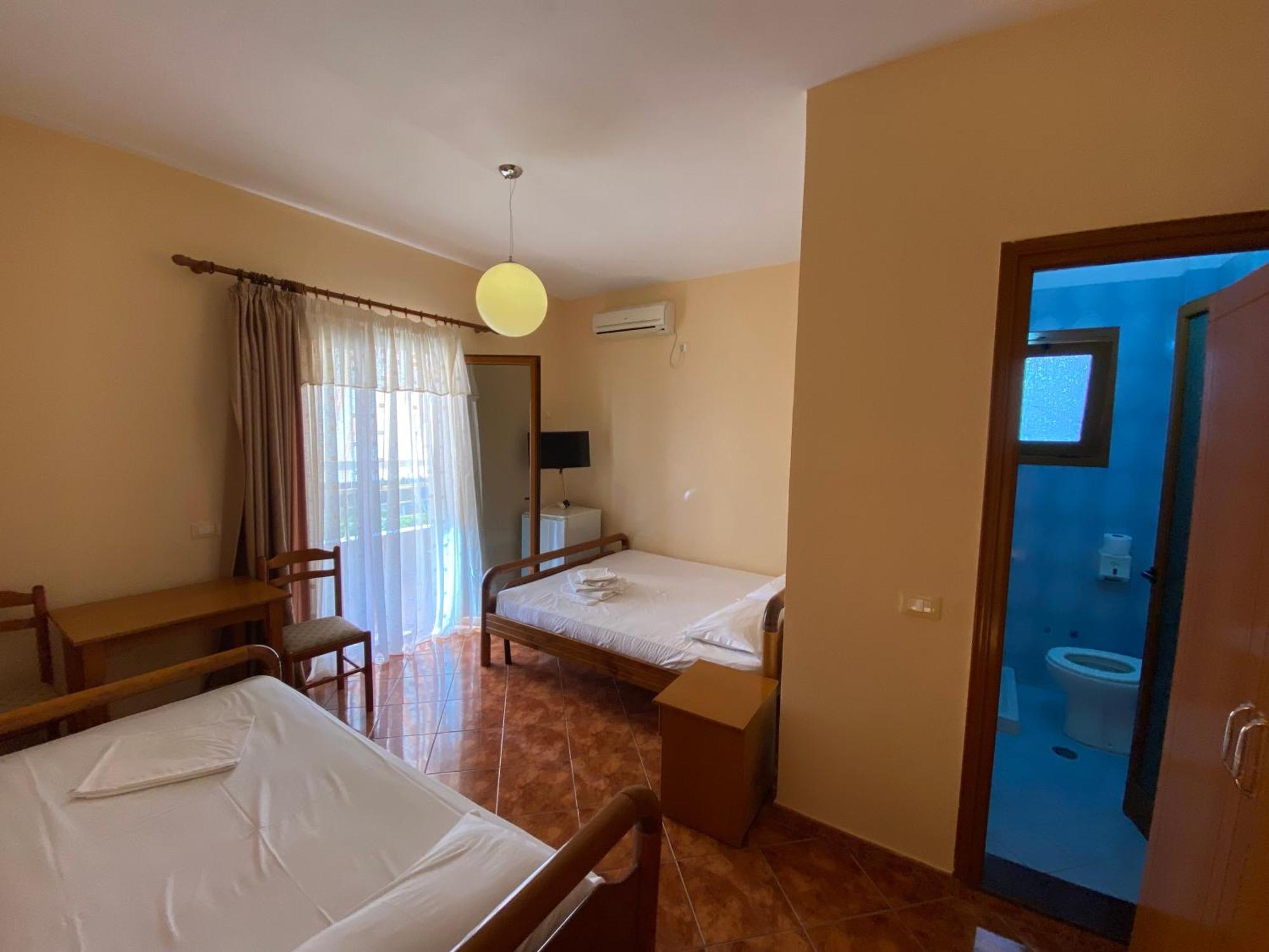 Radhimë Maria Rentals מראה חיצוני תמונה